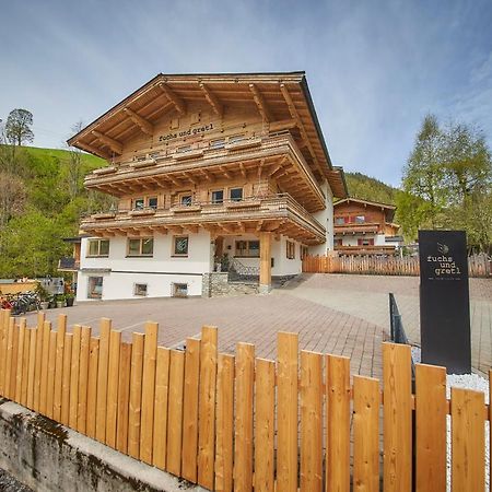 Fuchs Und Gretl Bed & Breakfast Заалбах-Хинтерглем Екстериор снимка